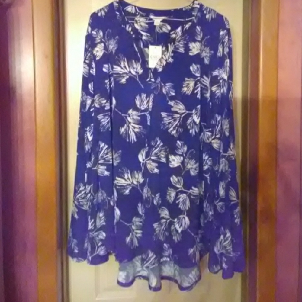 NWT Bell Sleeve Blouse