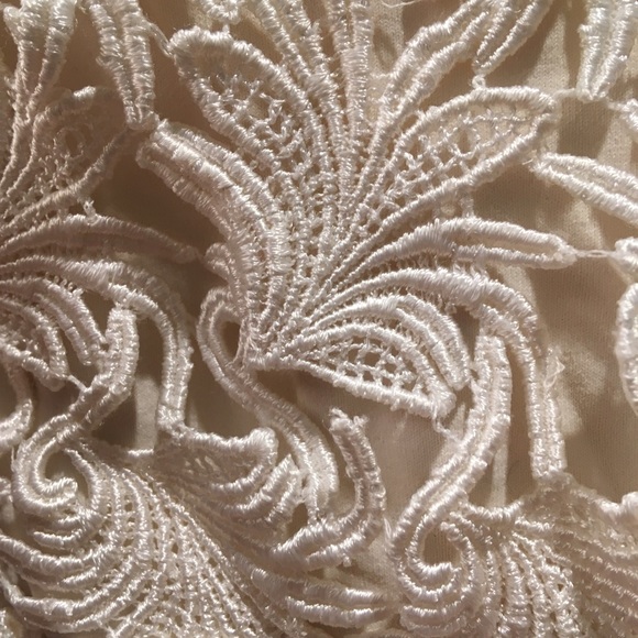 Vintage Scallops Overlay Tank Top - Picture 4 of 6