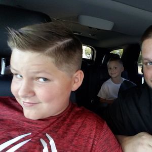 Meet your Posher, Devin