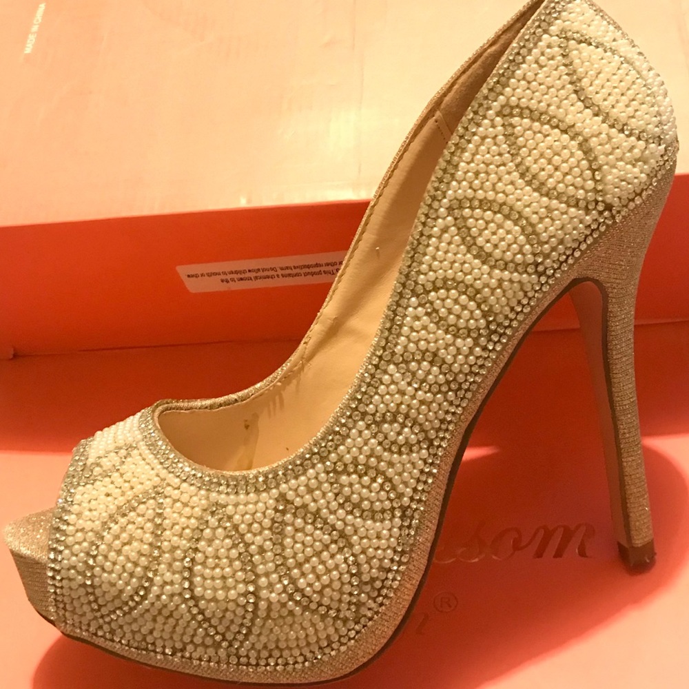 Customized Nude heels with rhinestones