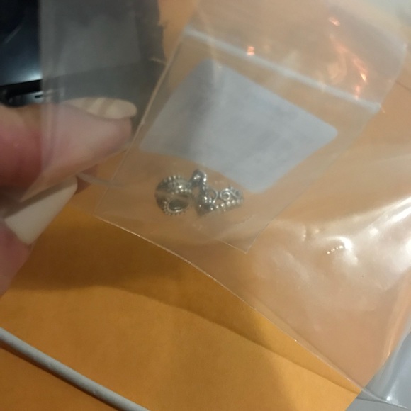 AUTHENTIC BRAND NEW PANDORA my princess charm bead - Picture 3 of 4