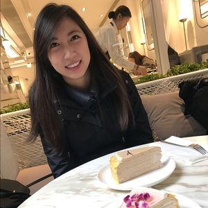 Meet your Posher, Angela