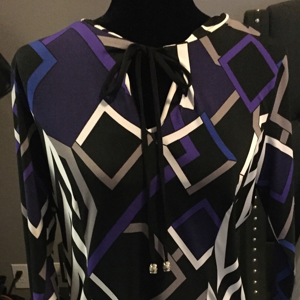 Multi color dress, super comfy for work