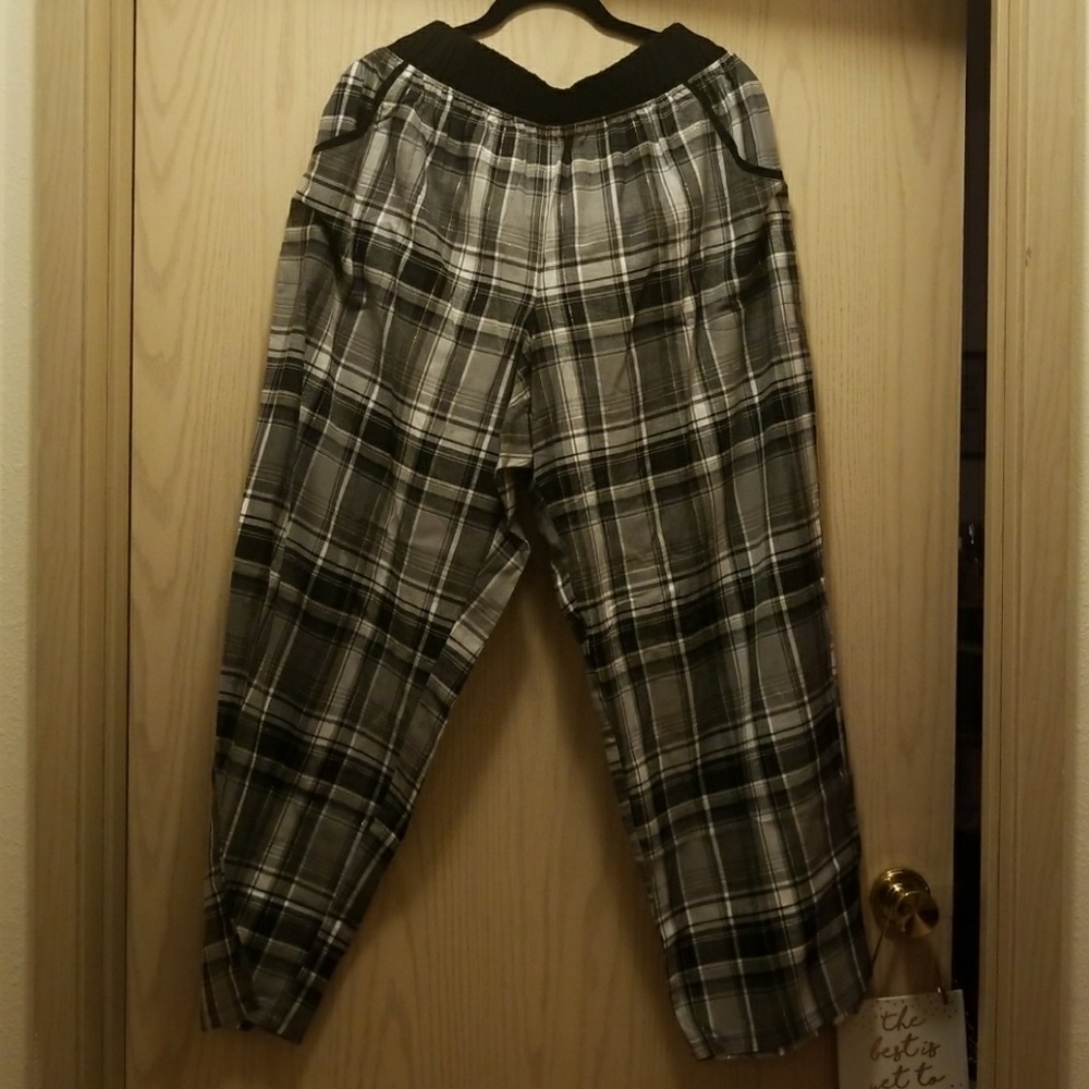 2 pairs Cacique Wide Leg Plaid Sleep Pants 18/20