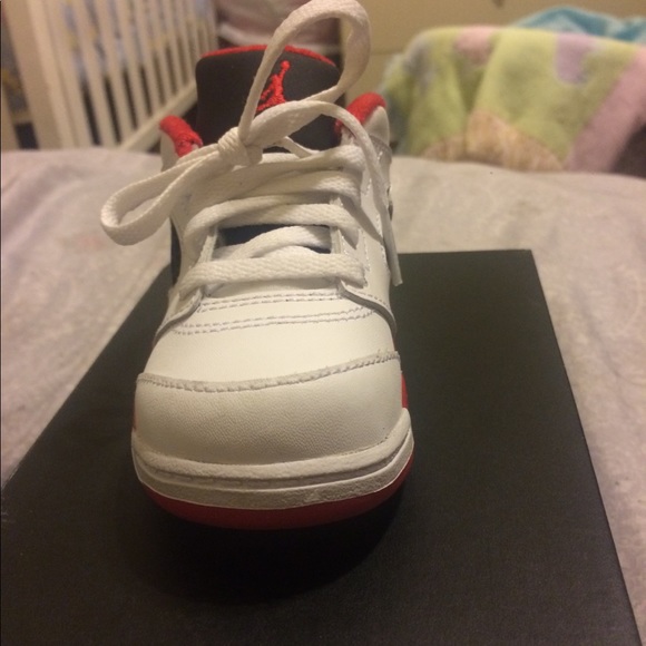 Jordan's Sz 7c - Picture 5 of 6