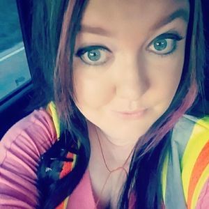 Meet your Posher, Cara