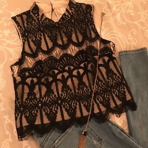 Cropped, lace top S