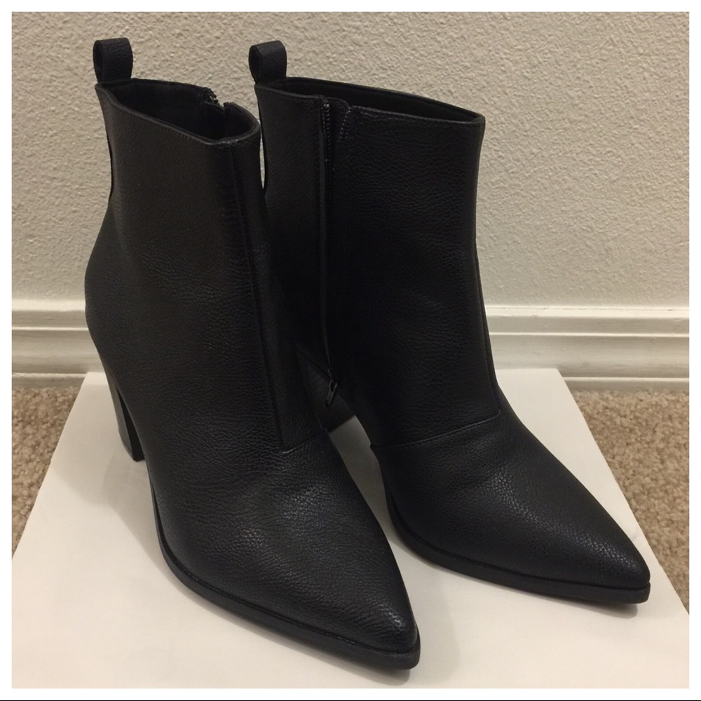 Black Old Navy Pointy High Heel Booties