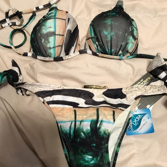 🌺 SALE🌺 Aqua de co co bikini medium - Picture 2 of 4