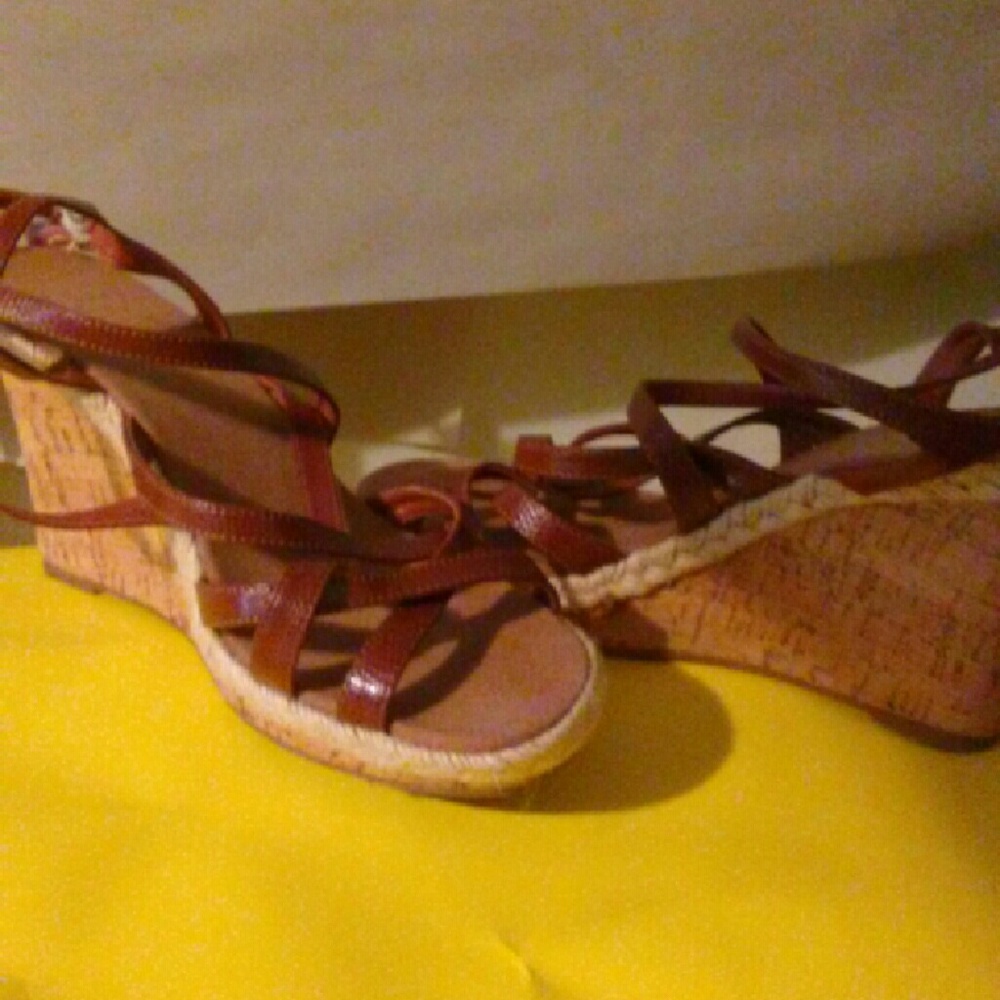 Open Toe chris cross wedges very cute and comforta
