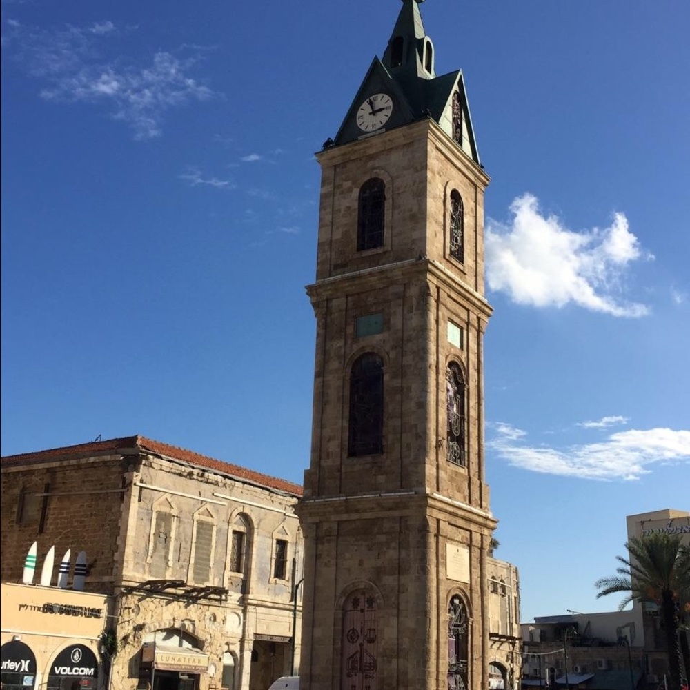 Meet your Posher, Cris