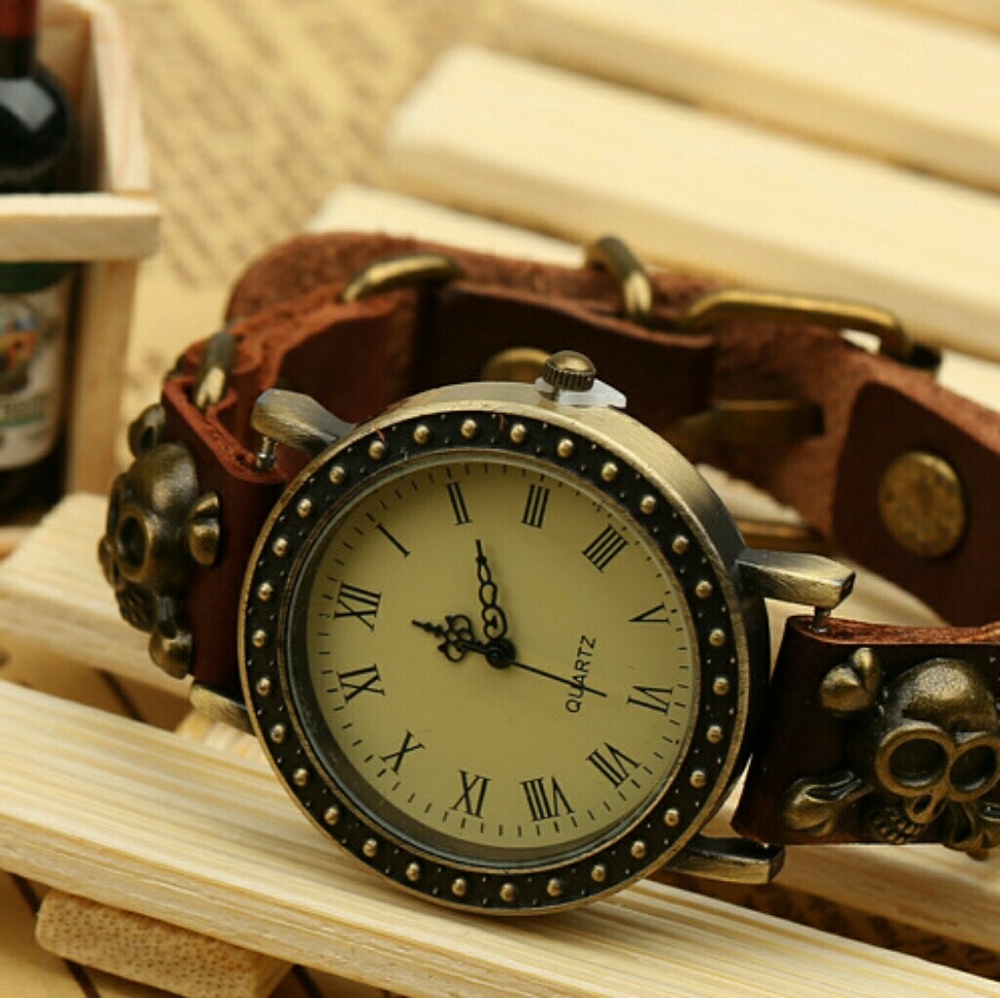 Punk Style Skull Leather Watch - Picture 2 of 5