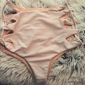 High waisted Acacia bottom
