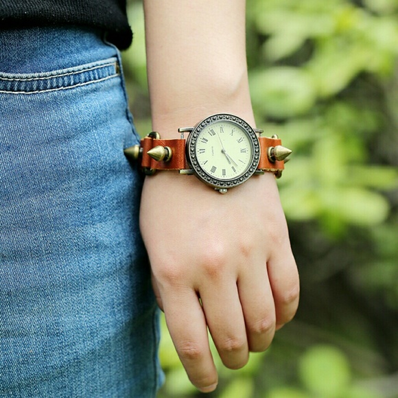 Steampunk Style Fashion Leather Watch - Picture 5 of 5