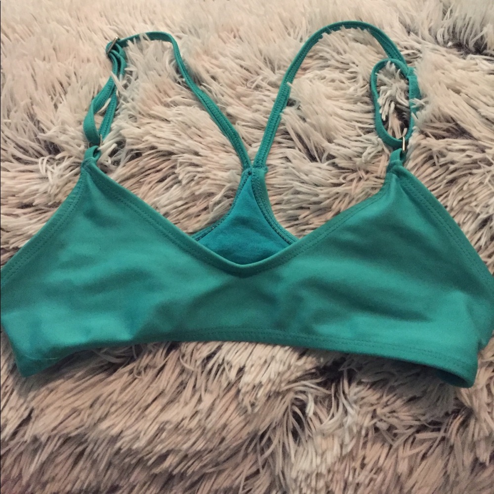 Pakaloha bikini top