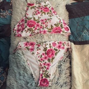 Floral bikini set