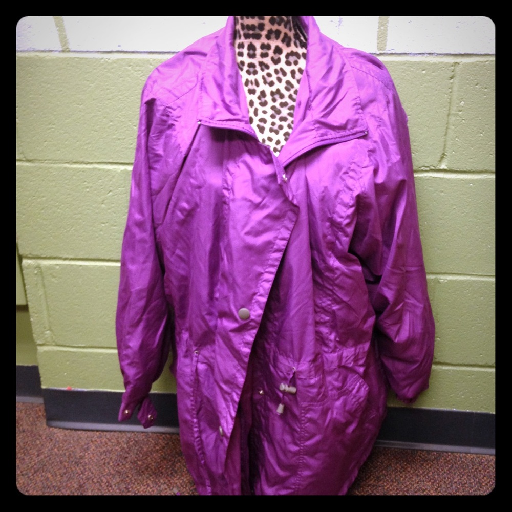 Light lined jacket Sz 2x, Great Condition! Purple