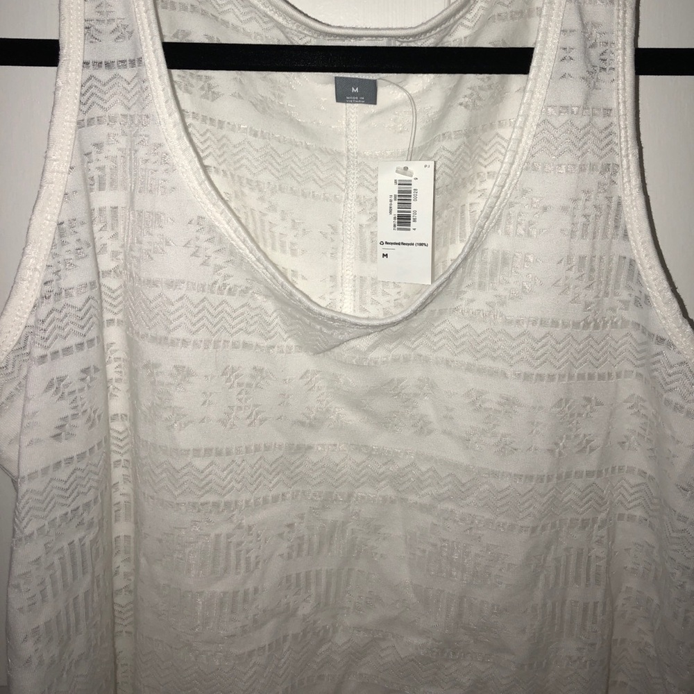 White old navy tank top