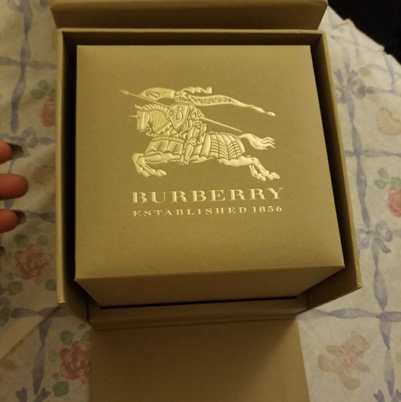 Burberry watch main image 5