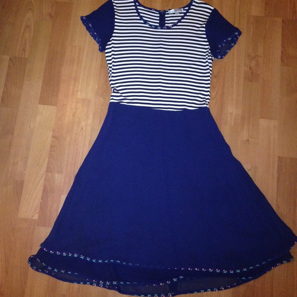 Mod cloth dress