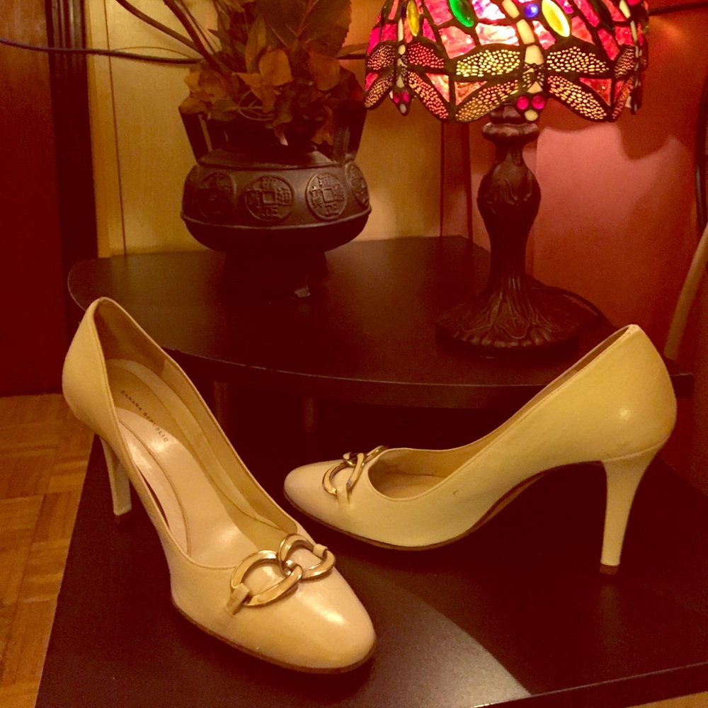 Banana Republic heeled pumps / size 7M /