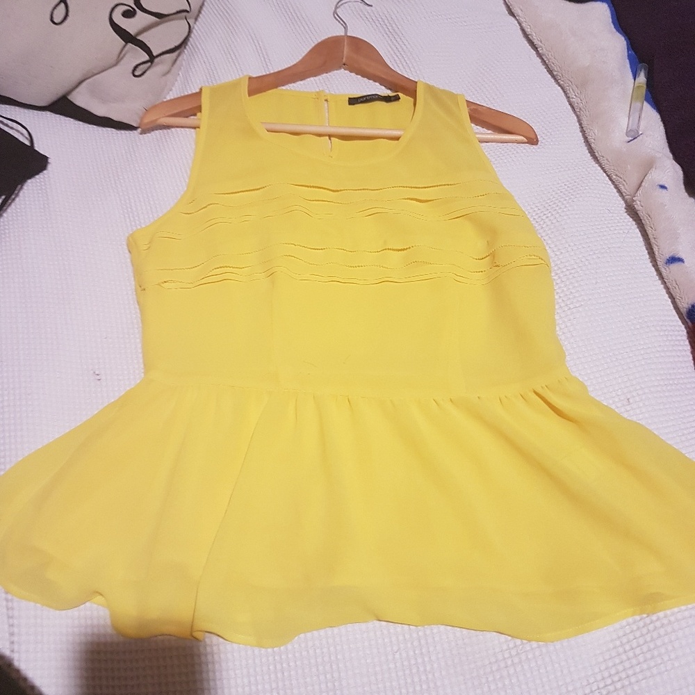 Women's pepulem top