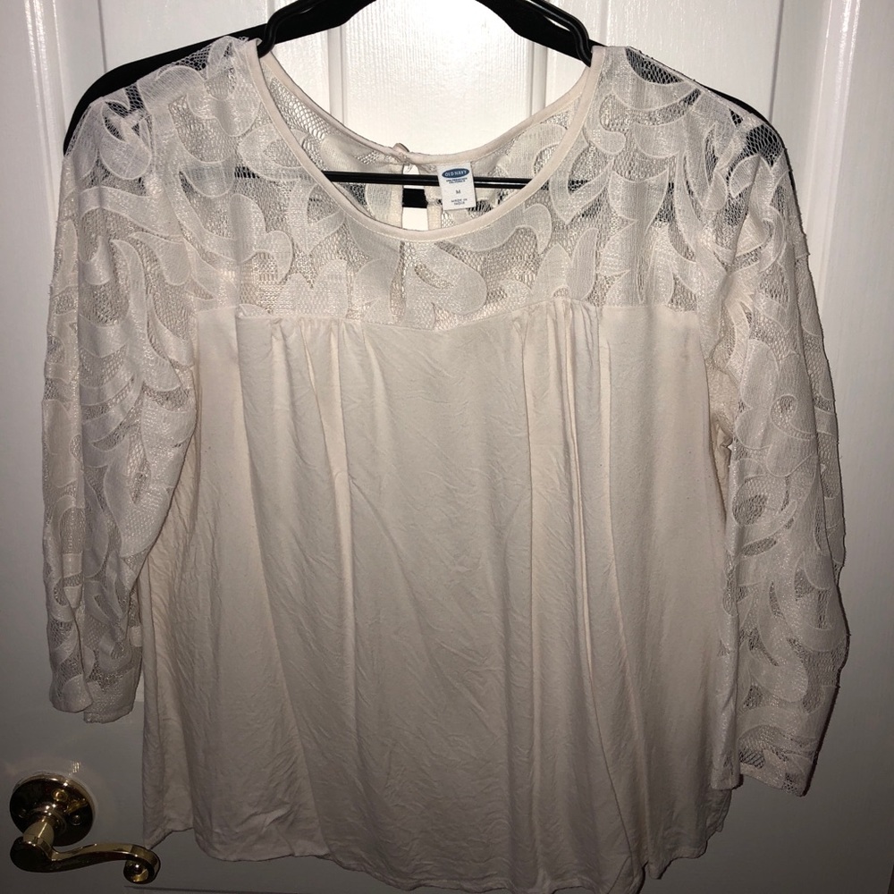 Off white old navy dressy top with lace