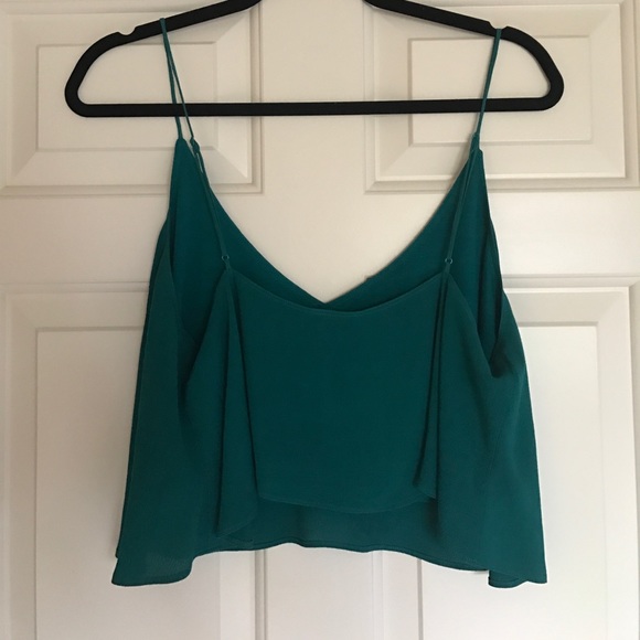 Aritzia Wilfred Free Cropped Cami - Picture 3 of 6