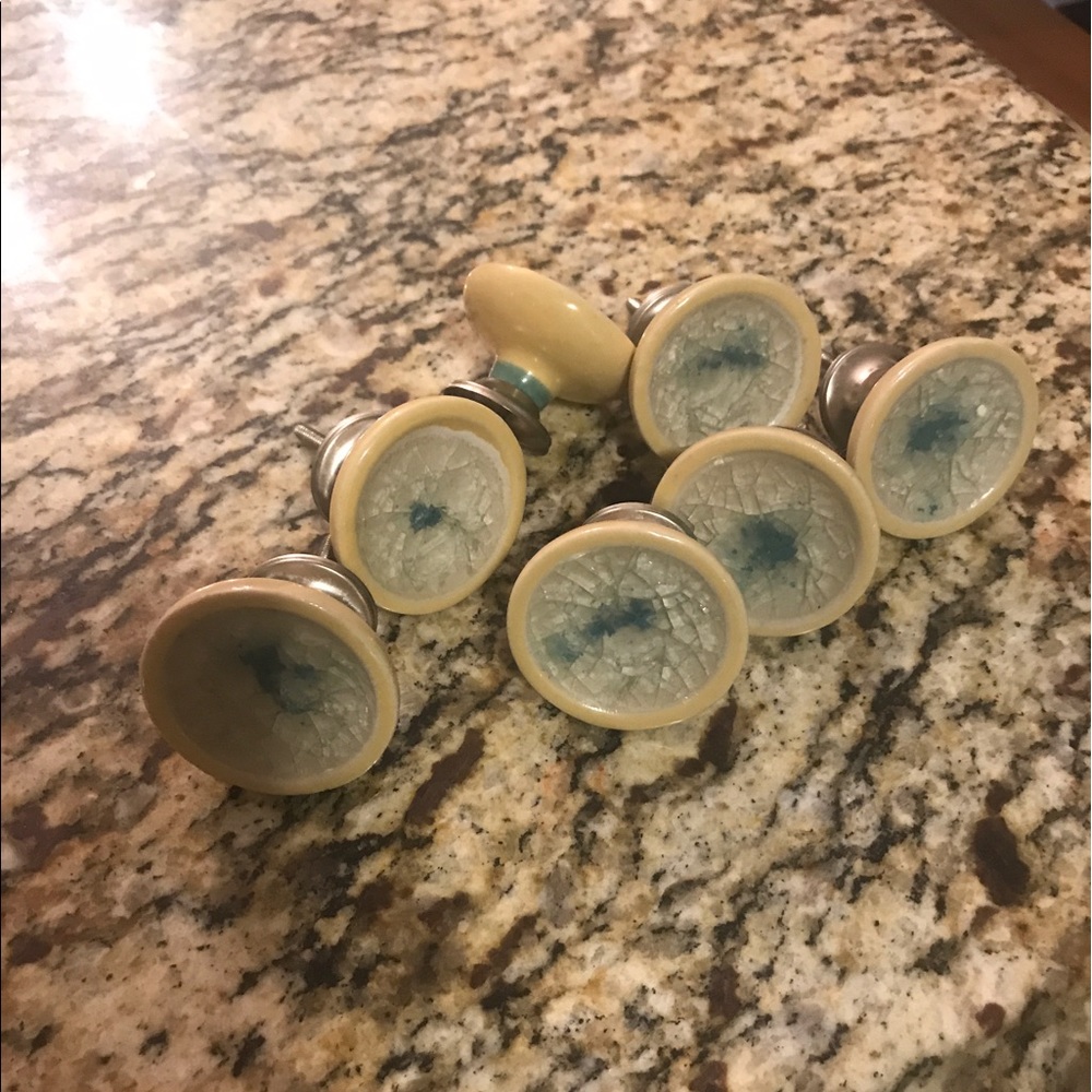 Beautiful cabinet knobs