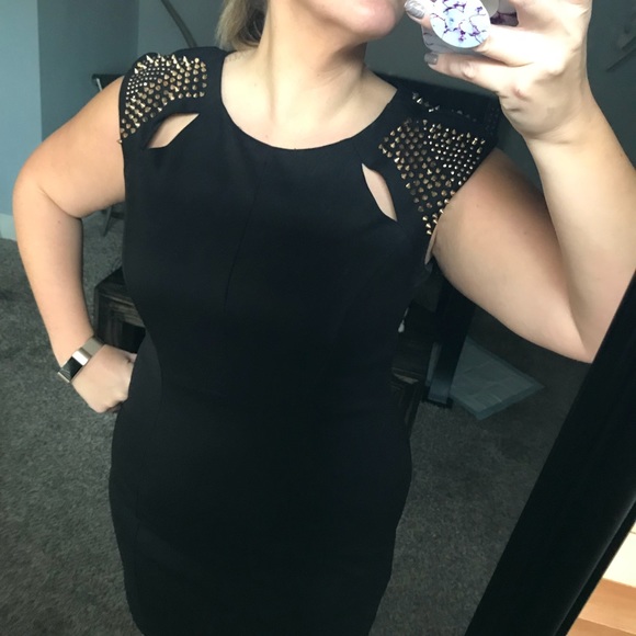 LBD - Picture 3 of 4