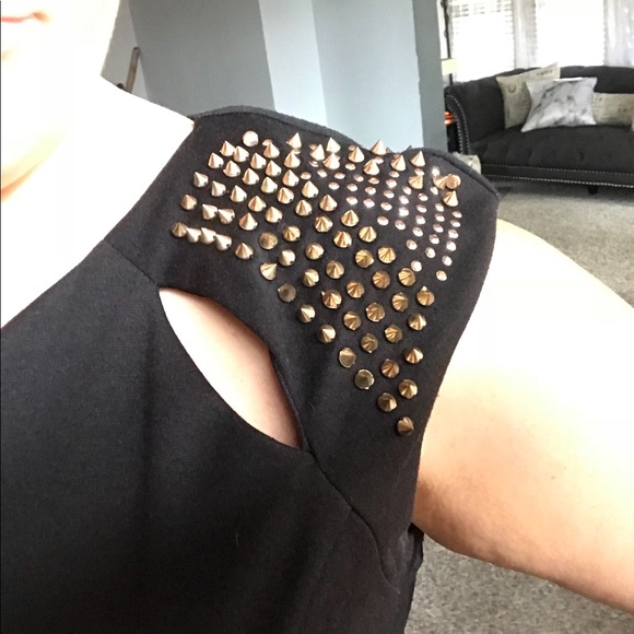 LBD - Picture 4 of 4