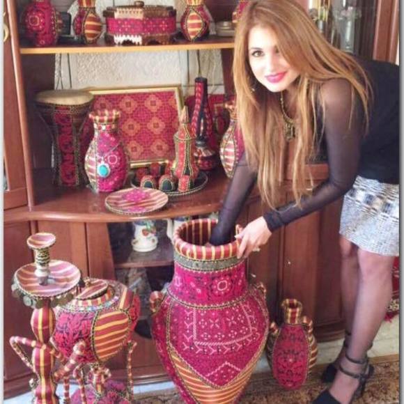 Meet your Posher, Reem - Picture 1 of 1