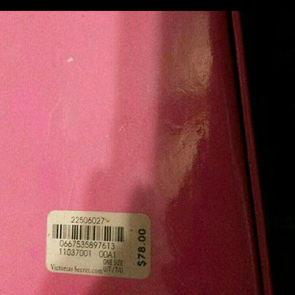 🔥SALE🔥VICTORIA SECRET BEAUTY ANGEL WING NECKLACE - Picture 2 of 4