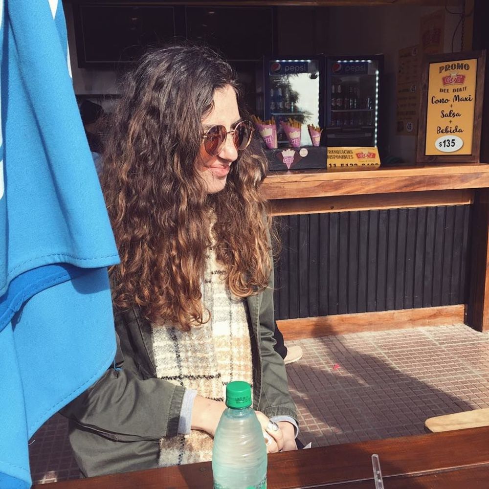 Meet your Posher, Carolina