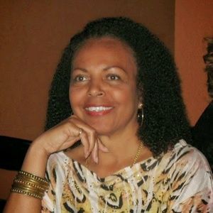 Meet your Posher, Linda