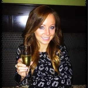 Meet your Posher, Kelly