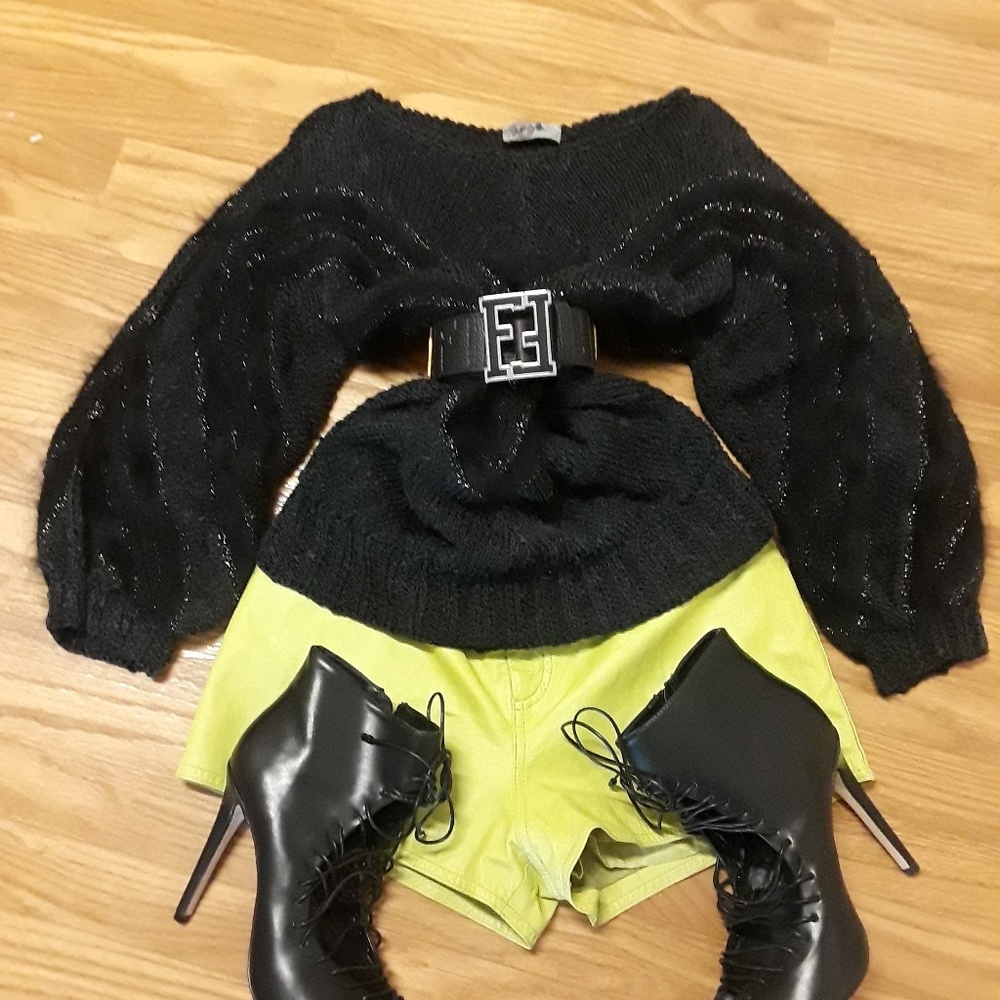 Sweater - Picture 3 of 6