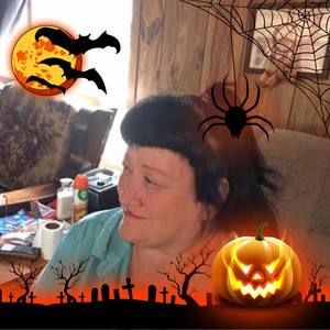 Meet your Posher, Derinda