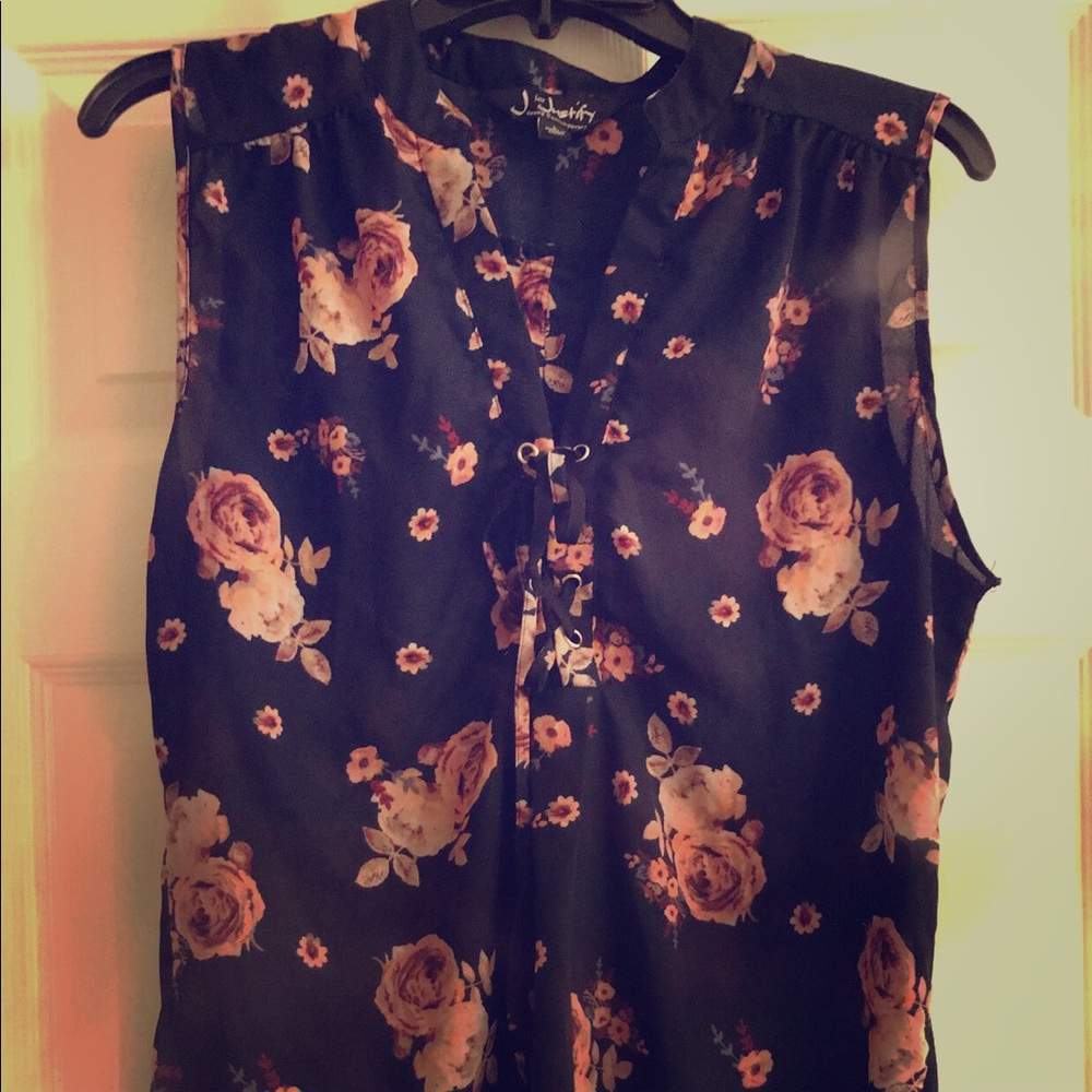 Tie up front shirt!!!