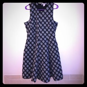 Black and Gray sleeveless midi dress