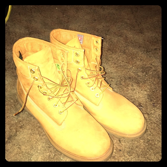 Timberland Boots - Picture 2 of 6