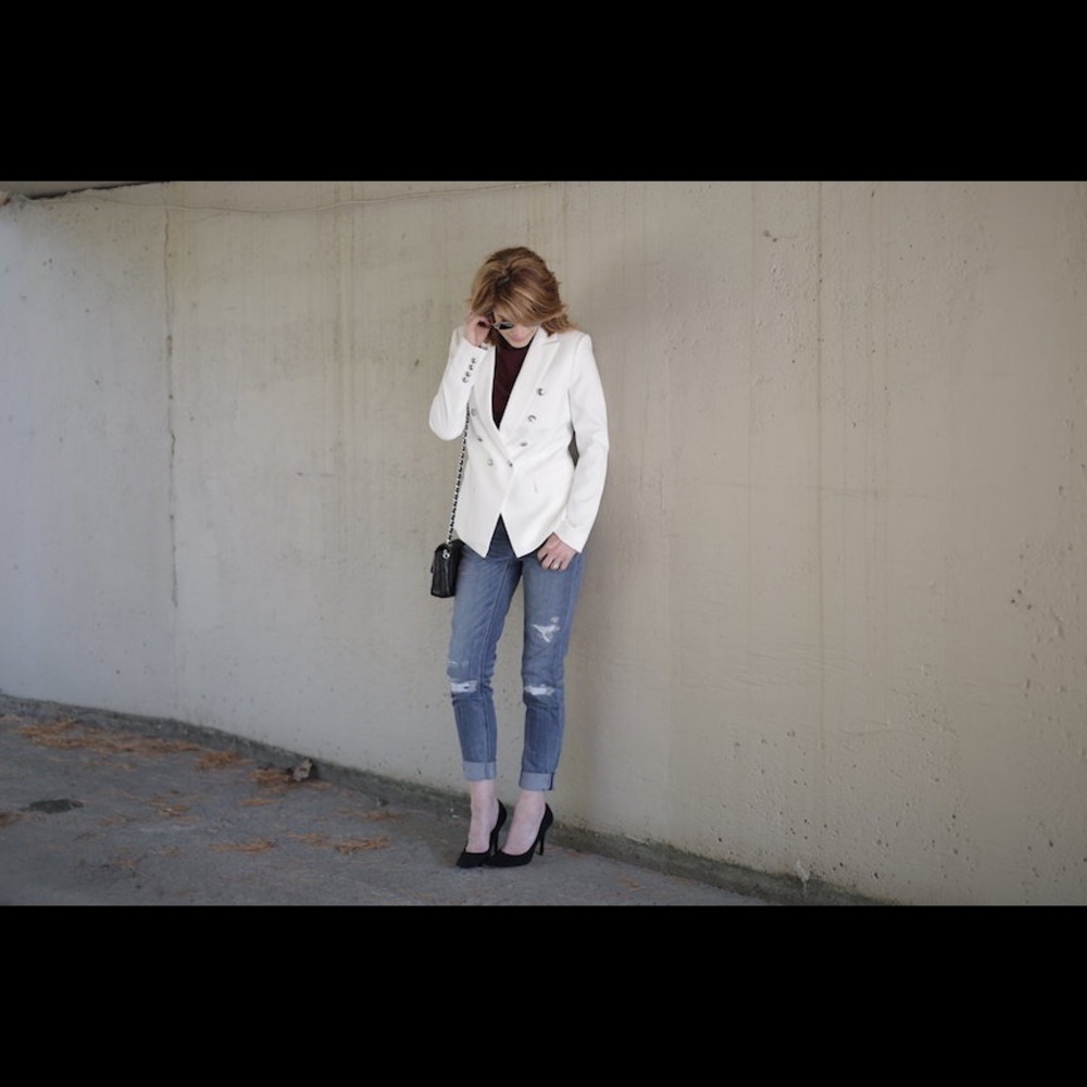 White House Black Market Distressed Jeans