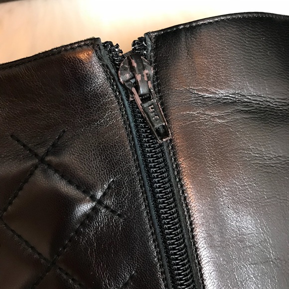 FIRM PRICE Chanel Runway Quilted Chain Boots - Picture 7 of 7