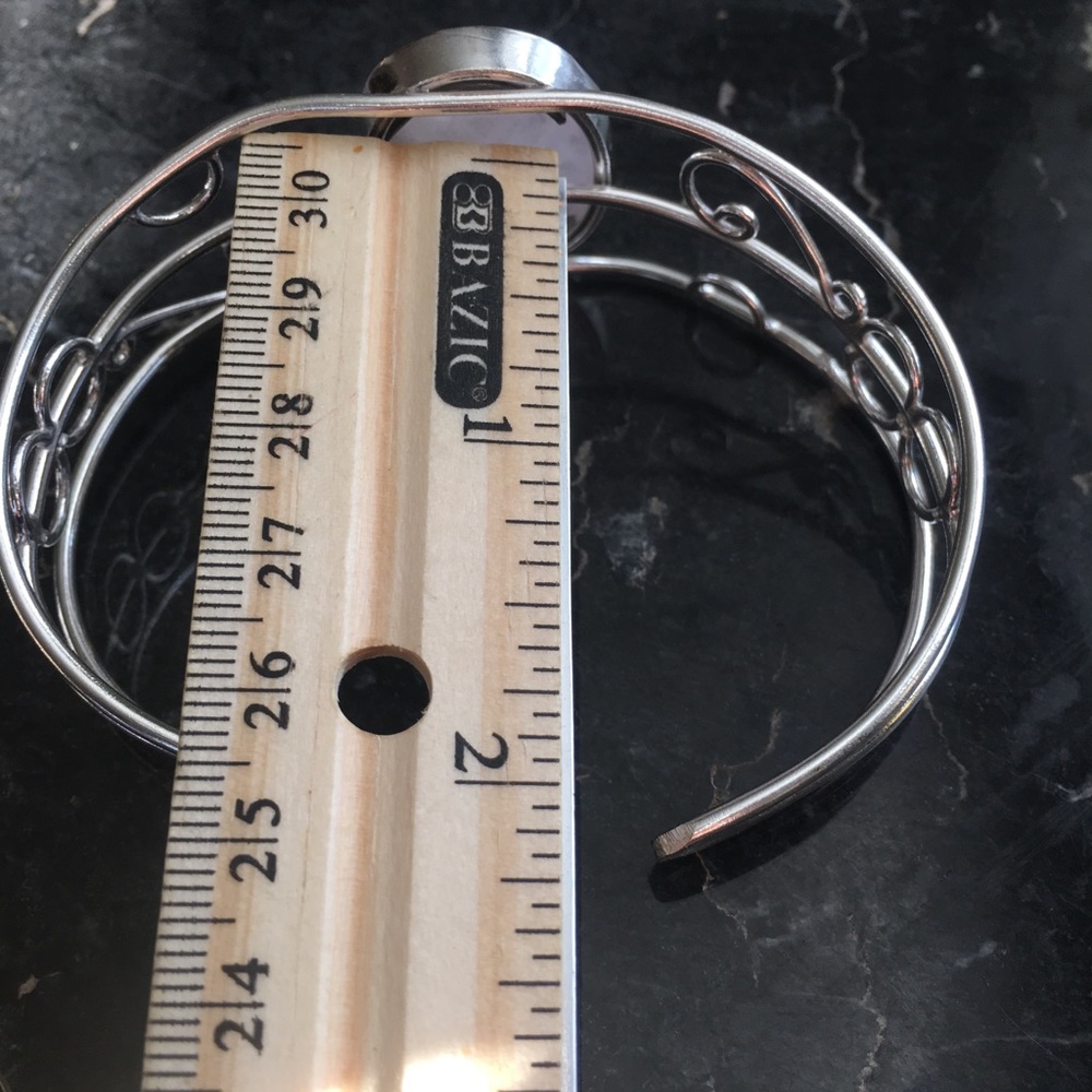 ⚜️Oversized Rose Quartz Cuff Bracelet⚜️ - Picture 7 of 8
