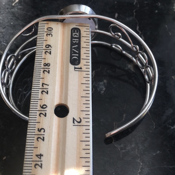 ⚜️Oversized Rose Quartz Cuff Bracelet⚜️ - Picture 7 of 8