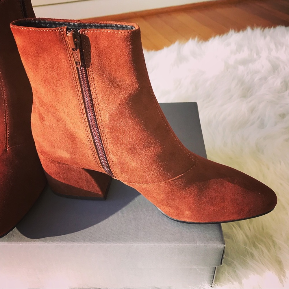 NWT Vagabond Olivia Caramel Suede Boots Brand New in Box - Picture 5 of 9