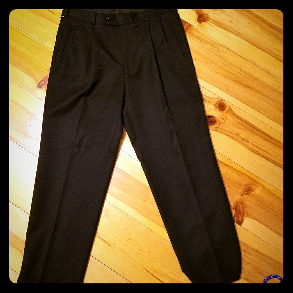 Pleated Black Dockers Premium Dress Pants
