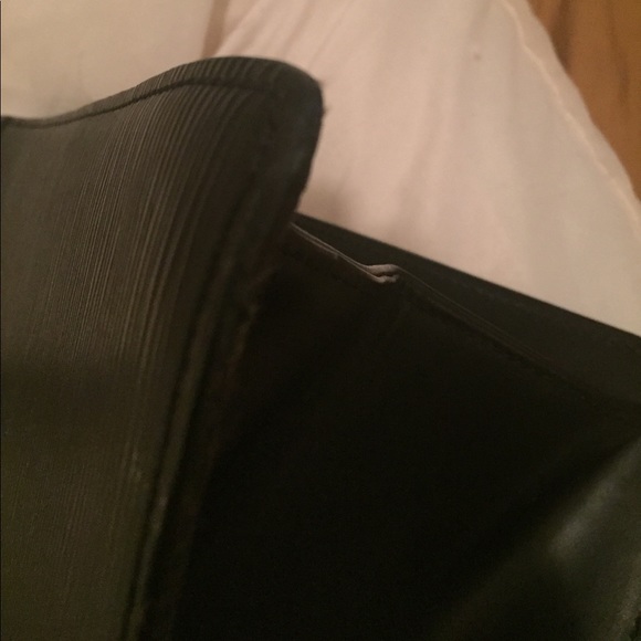 Additional photos of LV black epi riviera - Picture 3 of 4