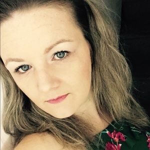 Meet your Posher, Jana