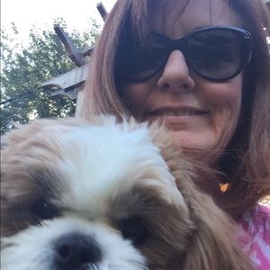 Meet your Posher, Valerie